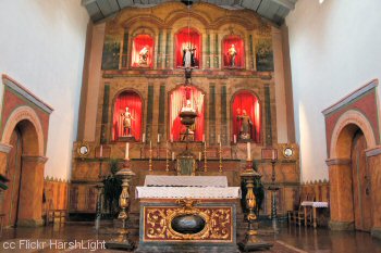 Mission San Juan Bautista altar