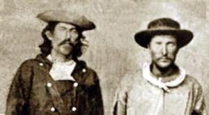 Pony Express rider Sam Hamilton on right.