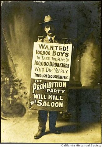 Undated portrait from the prohibition era in San Francisco. Courtesy the California Historical Society.