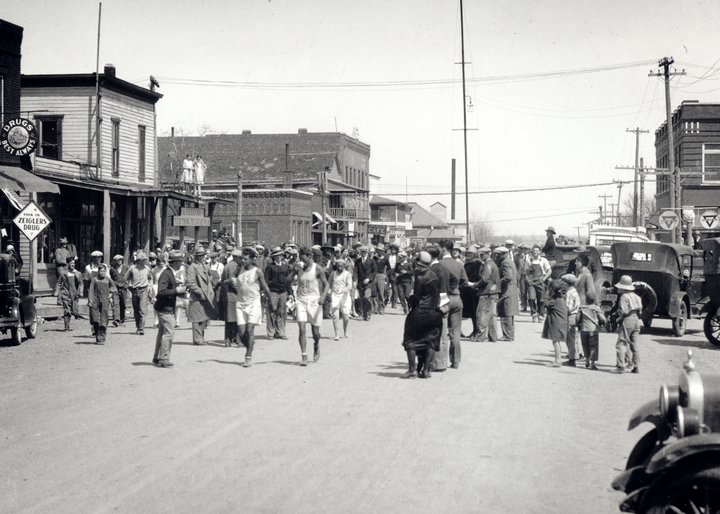 Trans-American foot race (1928).